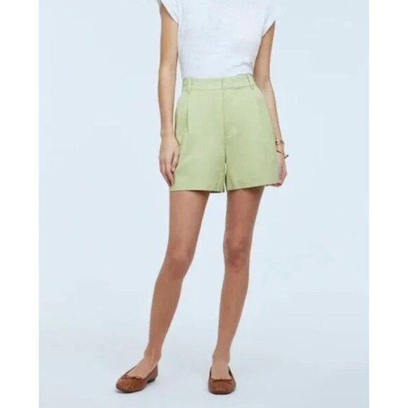 MADEWELL the harlow short in drapey twill in pale lemongrass size 8 - Picture 2 of 7